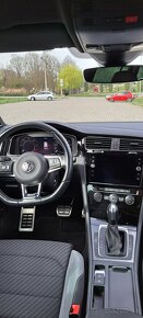 Volkswagen Golf 7 Variant 2.0 TDI DSG - 17