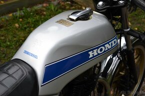 Honda CB 400N - 17