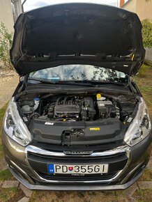 Peugeot 208 1.2 PureTech STOP&START Allure EAT5 - 17