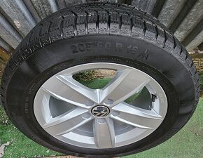 Originálna zimná sada VW - 5x112 r16 + 205/60 r16 96H - 17