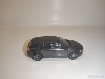 Autíčka Volvo 1:60 - 1:64 Majorette Matchbox - 17