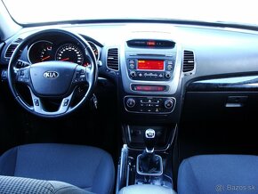 Kia Sorento 2,2 CRDI 4x4 FACELIFT Dream Team - 17