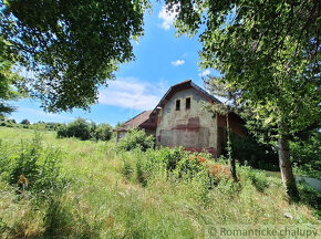 Pôvodný dom na rozľahlom vyše 6000m2 pozemku v kľudnej čas - 17