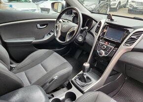 Hyundai i30 1.6-spotř5,5l/100km-PĚKNÝ STAV - 17