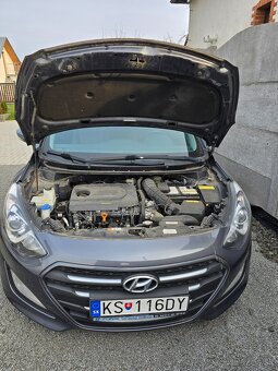 Predám Hyundai i30 1.6 CRDi 100kW /136 Style - 17