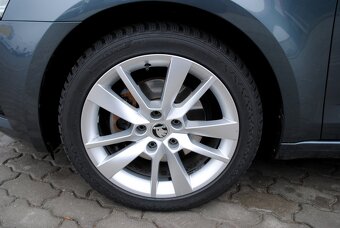 Škoda Octavia 2.0 TDI Style⭐XENON⭐PARK.KAMERA⭐TEMPOMAT⭐ - 17