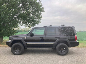 Jeep Commander 3,0 CRD - 17