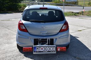 Opel Corsa 1.4 16V Cosmo - 17