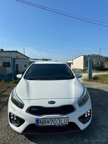 Kia Ceed GT - 17