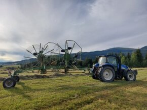 Predávam traktor Hrabačku rozdružovač na balíky a iné - 17