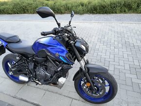 Yamaha MT-07 - 17