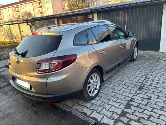 Renault Mégane III Grandtour 1.5 dCi, r. v. 2010 - 17