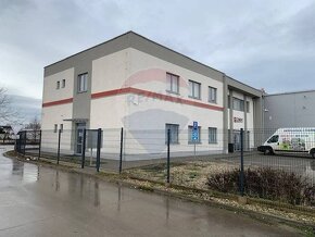 =RE/MAX= Kancelária 20 m2 v obchodno priemyselnej časti - 17