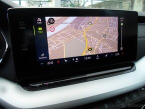 Škoda Octavia Combi 2.0 TDI DigitalCockpit,kamera,navi,keyle - 17