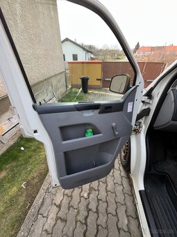 Volkswagen Transporter T5 1.9 TDI - 17