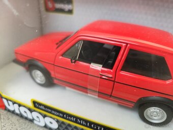 KOVOVÝ MODEL 1:24 ( OTVÁRATEĽNÉ DVERE ) - VW GOLF MK1 GTI - 17