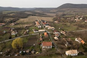 Rodinný dom so započatou rekonštrukciou - Seľany - 17