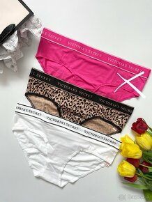 Victoria’s Secret PINK nohavičky M - 17
