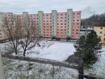 Zrekonštruovaný slnečný trojizbový byt v širšom centre Lučen - 17