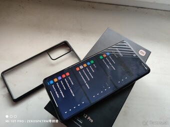 Xiaomi 12 Pro 5G 12/256GB - 17