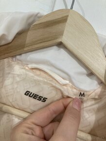 Guess bunda - 17