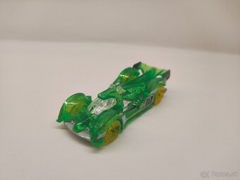 Autíčka Hot Wheels 1:60 - 1:64 - 17