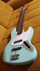 Fender Jazz Bass 62' Reissue Japan - 17