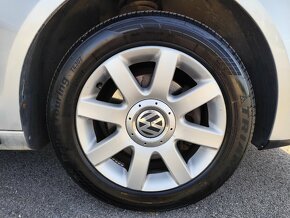 Volkswagen Touran 1.9 TDI Highline - 17