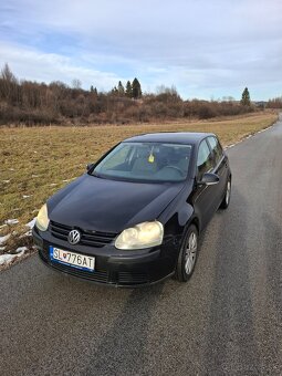 Volkswagen golf 5,benzín 1,4,výkon 55kW - 17