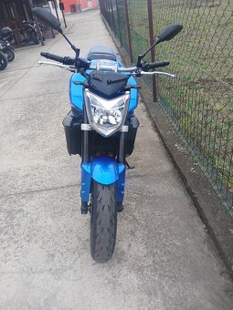 Yamaha FZ1 - 17