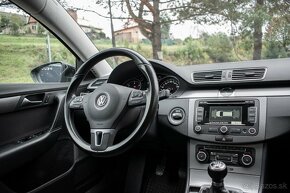 Volkswagen Passat Variant 2.0 TDI BMT Comfortline 103KW - 17