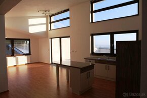 3i. PENTHOUSE 105m + TERASA 99m, unikátny výhľad, Lopúchová - 17