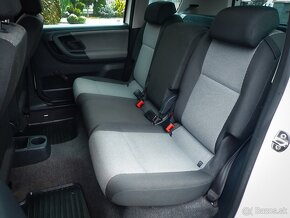 ŠKODA ROOMSTER 1.2 BENZIN - VYHREV SEDADIEL-KLIMA-STK - 17