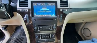 Cadilac Escalade 6,2 V8 301kw rok 2008 + Lpg - 17