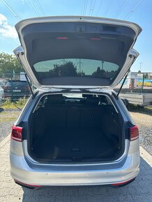 Volkswagen Passat Variant 2.0 TDI EVO Business DSG - 17