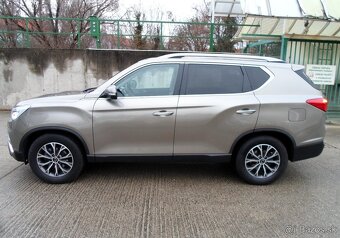 SsangYong Rexton 2.2L 4x4 7-miestne 1.Majiteľ - 17