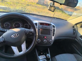 Kia Cee´d 1.4 CVVT EX ISG - 17