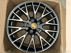 PORSCHE PANAMERA alu kola 20" nové, originál  - 17