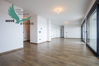 Luxusný apartmán v prvej rade od mora s výhľadom na more v C - 17