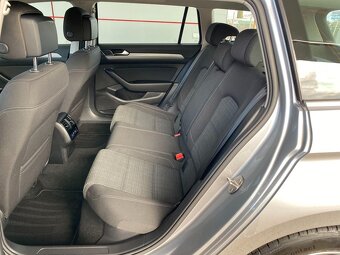 Volkswagen Passat Variant 2.0 TDi 140kW Bussines - 17