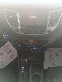 Hyundai Tucson 1.7 CRDi Premium 7DCT - 17