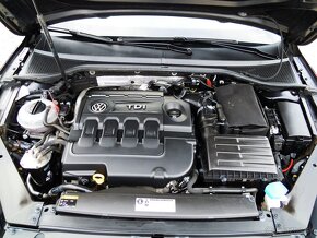 Volkswagen Passat 2.0TDi COMFORTLINE - SERVIS - 17