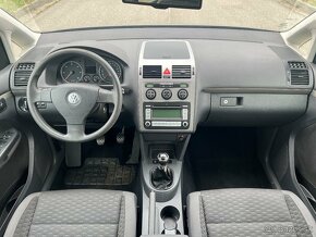 VOLKSWAGEN TOURAN COMFORTLINE 1,9TDi 77kW BXE dovoz FR - 17