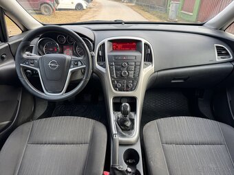 Opel Astra 1.7cdti SportTourer 2012 PLNE POJAZDNÉ - 17