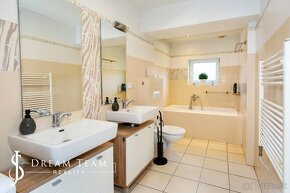 Zabehnutý apartmánový rodinný dom +wellness Banská Štiavnica - 17