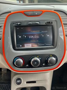 Renault Captur—  0.9 TCe - 17