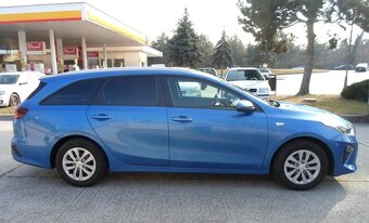 Kia Ceed SW Combi 1.4 TGDi - 17