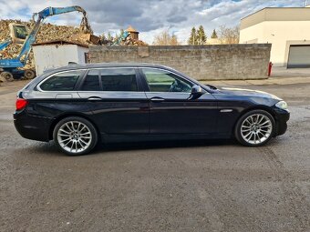 Predám BMW Rad 5 530d 180 KW Automat r.v.2010 - 17