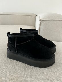 Ugg platform mini dámske čizmy čierné - 17