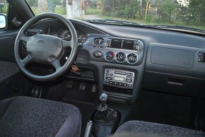 Ford Escort 1,3 L / 13480km - 17